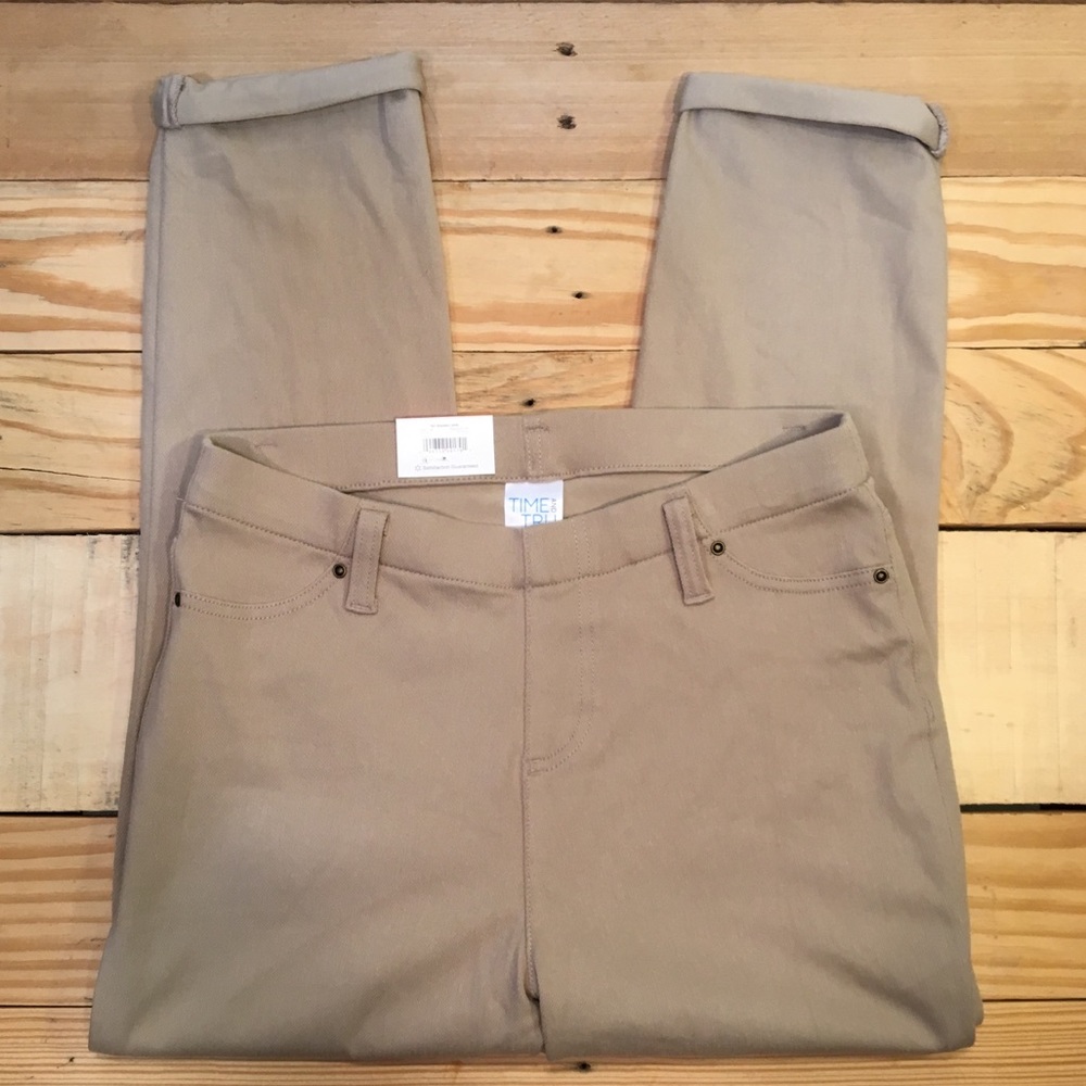 NWT Time and Tru Jeggings Small Sz 4/6